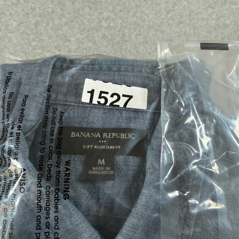 Banana Republic Mens Medium Soft Wash Slim Fit Blue Chambray Button Down Shirt